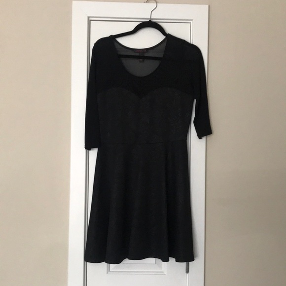 BEAUTIFUL BLACK ROSE 🥀 🖤 DRESS - Picture 1 of 7